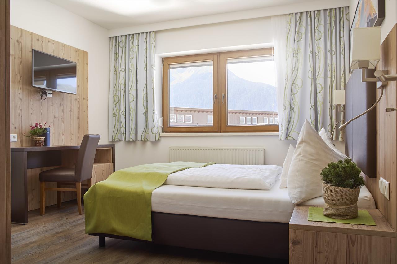 Hotel Venetblick Jerzens Exteriör bild